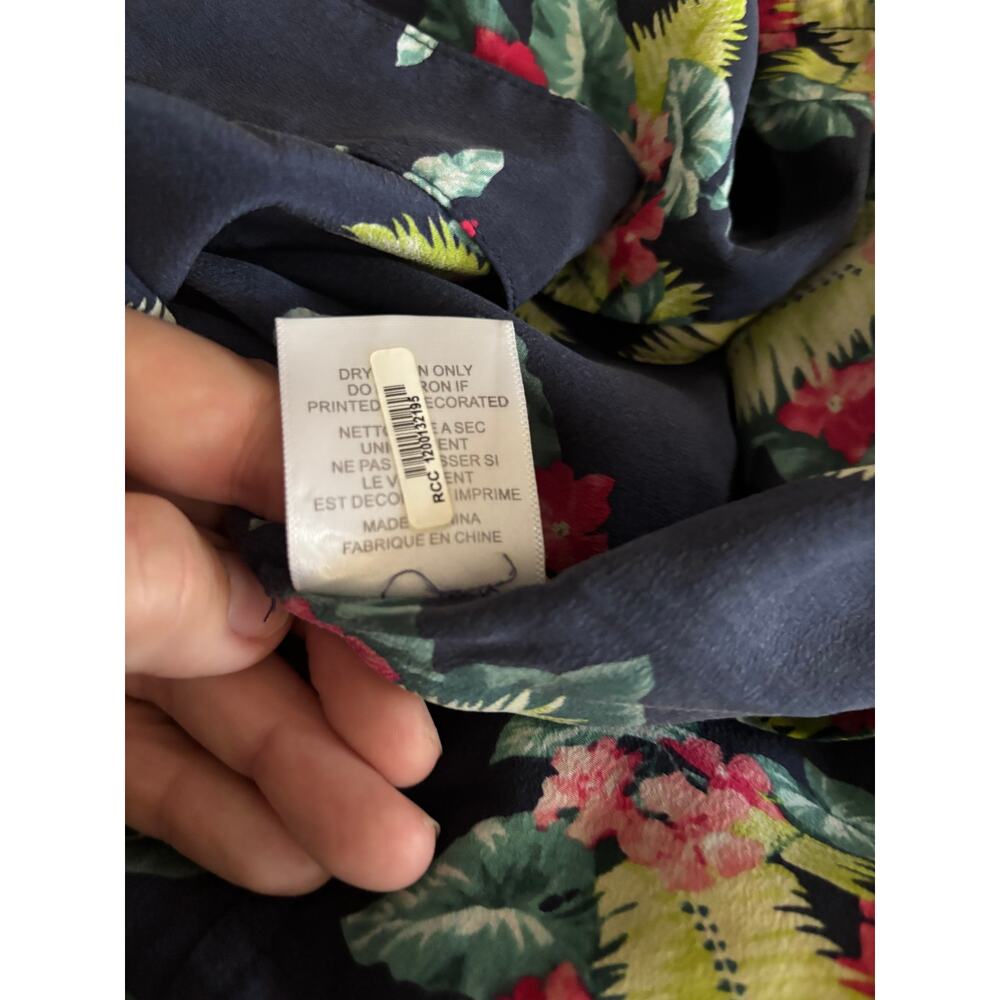 Equipment Femme Sleeveless Blue Floral Silk Blouse Top Size XS - Picture 10 of 10
